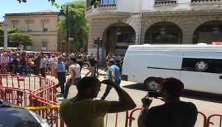 جانب من الإجراءات الأمنية التي أعقبت عملية إرهابية في تونس 