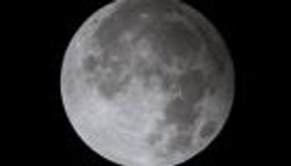 خسوف "شبه ظلي" للقمر في سماء العرب.. يستمر 3 ساعات