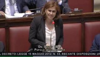 النائبة الإيطالية سعاد السباعي خلال جلسة برلمانية سابقة