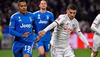 حسام عوار بقميص ليون