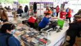 معرض موسكو للكتاب يفتح أبوابه بتدابير احترازية