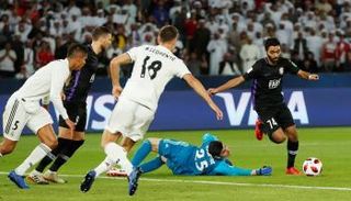 حسين الشحات لاعب الأهلي المصري