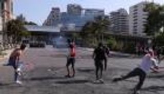 اشتعال الاحتجاجات وسط بيروت وإصابة 48 متظاهرا