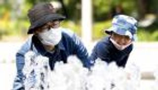 كمامات صيفية.. مقاومة للحرارة والرطوبة