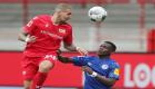 هدف كل شهر.. 5 غرائب في تعادل شالكه ويونيون برلين بالبوندسليجا