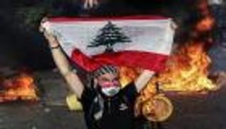 لبنان يواجه أزمة غير مسبوقة.. الدعم العاجل أو الانهيار