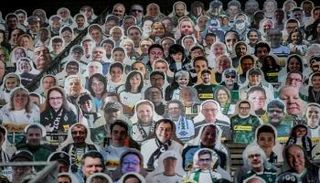 مشجعون كرتون لفريق جلادباخ الألماني