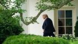 "فبراير الأسود" يوقف رحلة 128 شهرا لاقتصاد أمريكا