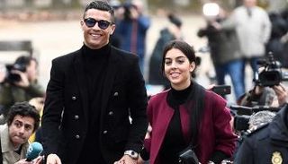 كريستيانو رونالدو وصديقته