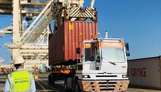 مركبات ذاتية القيادة في ميناء جبل علي