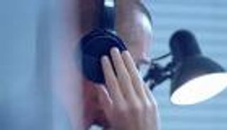 إسرائيل توقف تعقب مصابي كورونا بعد موجة غضب