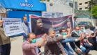 عنصرية إسرائيل تحمل "فلويد" إلى غزة