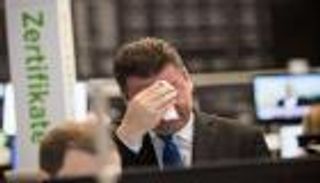 السيارات تقود أسهم أوروبا لـ"أسوأ أيامها" خلال 3 أشهر