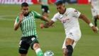 الدوري الإسباني يستهل العودة بدقيقة صمت