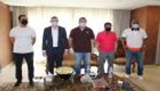 شروط كورونا.. تفاصيل عقد كارتيرون الجديد مع الزمالك