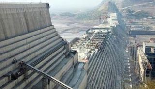 أعمال إنشاءات في سد النهضة الإثيوبي 