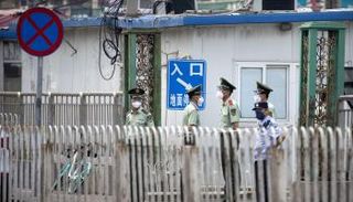 السلطات الصينية تحذر من فيضانات وكوارث جيولوجية محتملة للإعصار 