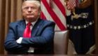 ترامب يحذر من التعاطف مع فلويد في الدوري الأمريكي