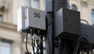 أحد أبراج اتصالات الجيل الخامس