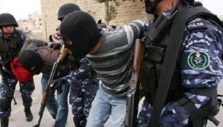 أمن حماس يعتقل فلسطينيين بغزة - أرشيفية