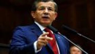 داود أوغلو: نادم لعدم مقاومتي انقلاب أردوغان