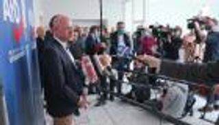 ماضي سياسي بارز يضع "البديل الألماني" تحت المراقبة