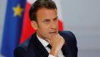 الرئيس الفرنسي: إعادة فتح مطاعم باريس الإثنين