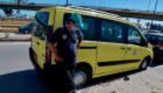 سائقو الأجرة بالجزائر يرفضون "كورونا الصارمة".. من يدفع لمن؟