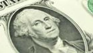 الدولار يترقب "التحفيز الأمريكي" لدعمه أمام العملات