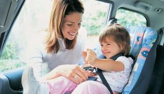 سفر الأطفال بالسيارة