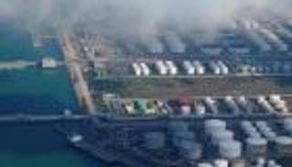 إشارات من وول ستريت تدعم مكاسب النفط 