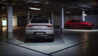 سيارة بورشه Cayenne GTS
