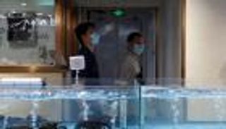 هذا النوع من الأسماك ينشر كورونا.. الصين تحذر وأمريكا تدافع