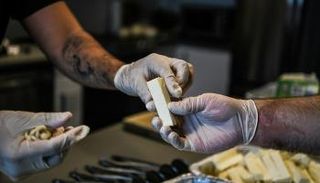 قطعة من الجبن في ميامي - أ.ف.ب