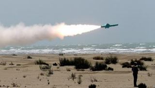 جانب من التجربة الصاروخية الإيرانية الجديدة