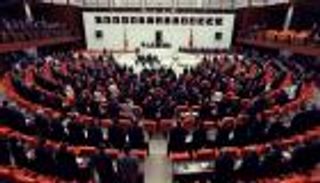 حزب أردوغان يرشح "شن طوب" لرئاسة البرلمان