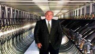 الملياردير هاينز هيرمان تيله