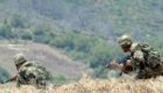 مقتل جندي جزائري في اشتباكات مع إرهابيين وسط البلاد