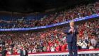 حملة ترامب تنفي سقوطها في فخ "تيك توك"