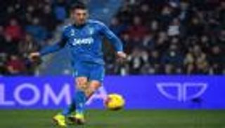 كيف يحل ساري أزمة رونالدو مع يوفنتوس؟