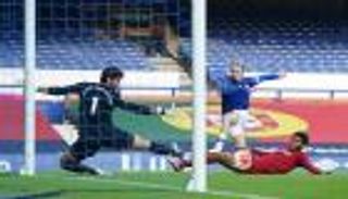 كلوب: بيكر حفظ هيبة ليفربول أمام إيفرتون