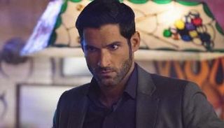 توم أليس في شخصية "لوسيفر"