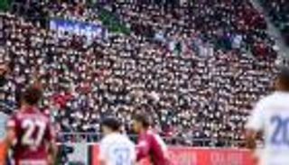 الثاني آسيويا.. الدوري الياباني يتحدى كورونا بـ5 آلاف مشجع