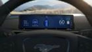 Mach-E.. أيقونة فورد الكهربائية بأنظمة جريئة