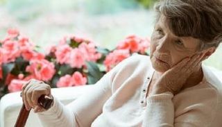 السمنة تزيد فرص الإصابة بالخرف - ديلي ميل