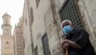 12 نصيحة للتعايش من كورونا.. تجنب هذا الأمر في المقاهي