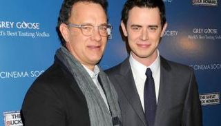 توم هانكس برفقة نجله كولين