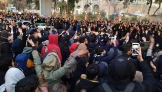 احتجاجات في إيران ضد إسقاط الطائرة الأوكرانية - أرشيفية