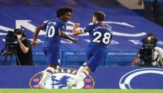 احتفال ويليان أمام مانشستر سيتي