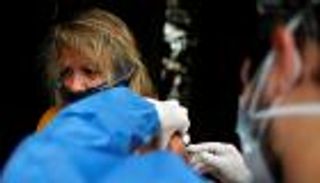 كورونا حول العالم.. اللقاح بات قريبا وبلجيكا تطارد الفيروس بالألوان